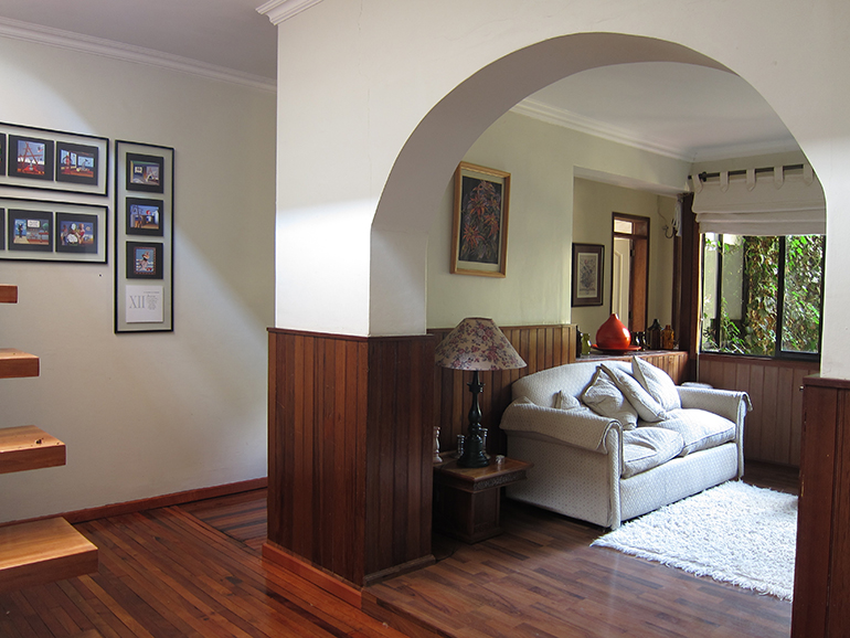 Interior y habitaciones de la residencial para estudiantes Crisol en Concepción